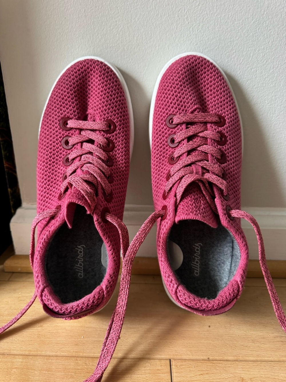allbirds Women’s Tree Runners Knit Sneaker in Berry Pink - Like new! - Picture 5 of 10
